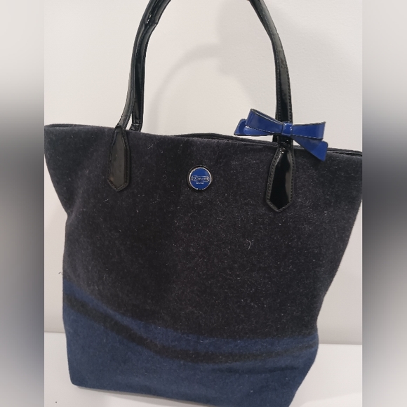 SIGNATURE STRIPE WOOL STRIPE NORTH/SOUTH TOTE (COACH F24665) - Picture 3 of 6